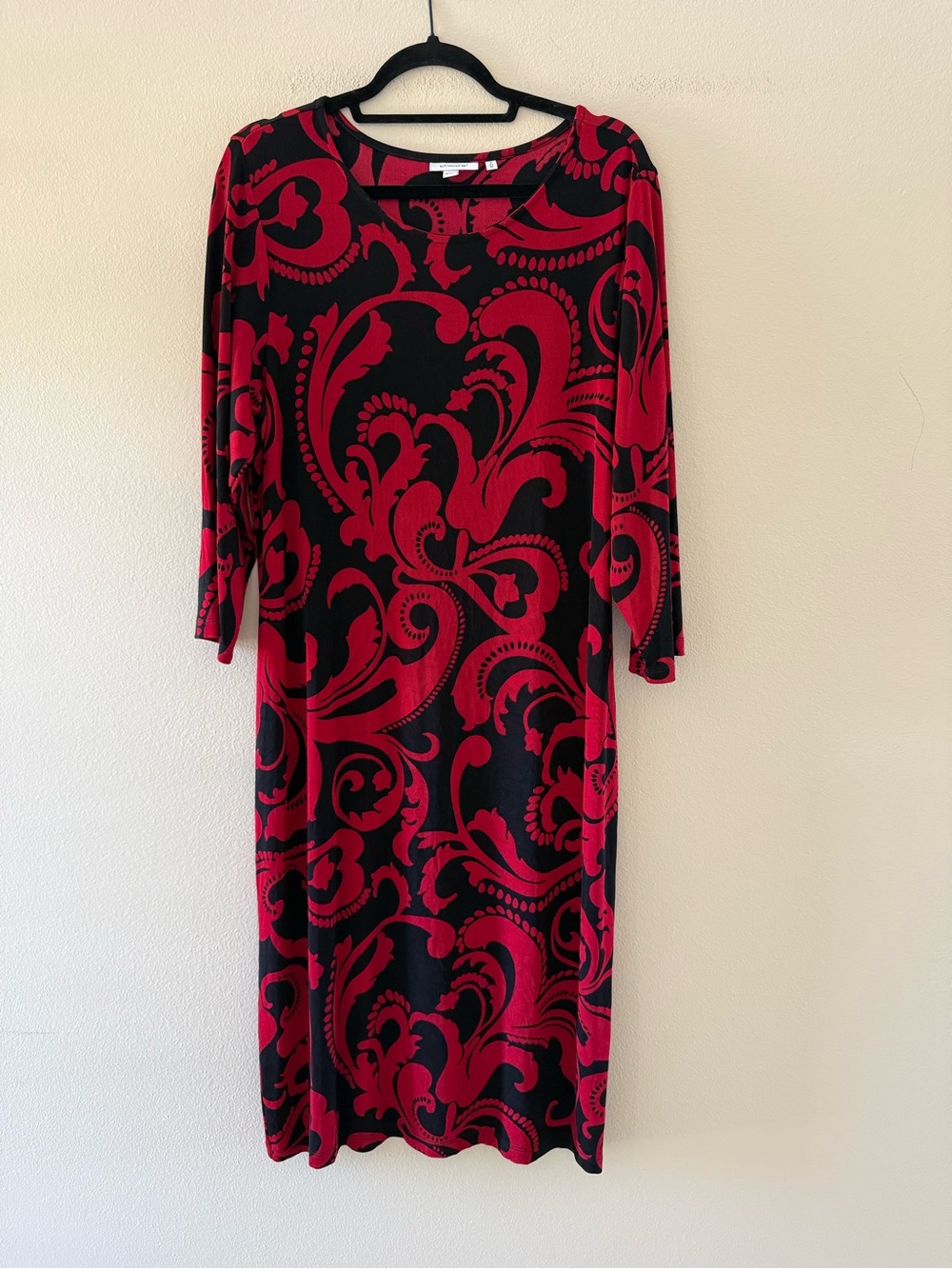 Chico's Black Midi Dress with Black/Red Swirl Paisley Print, 3/4 Sleeves Size 3